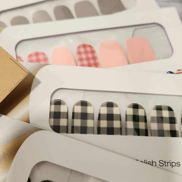 Retired Color Street- Pink and Black Bundle - Picture 10 of 13